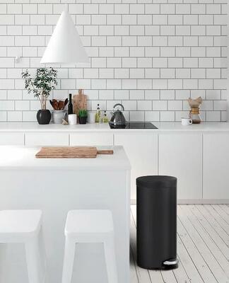 Papelera con Pedal 30L Negro Mate EKO Serene